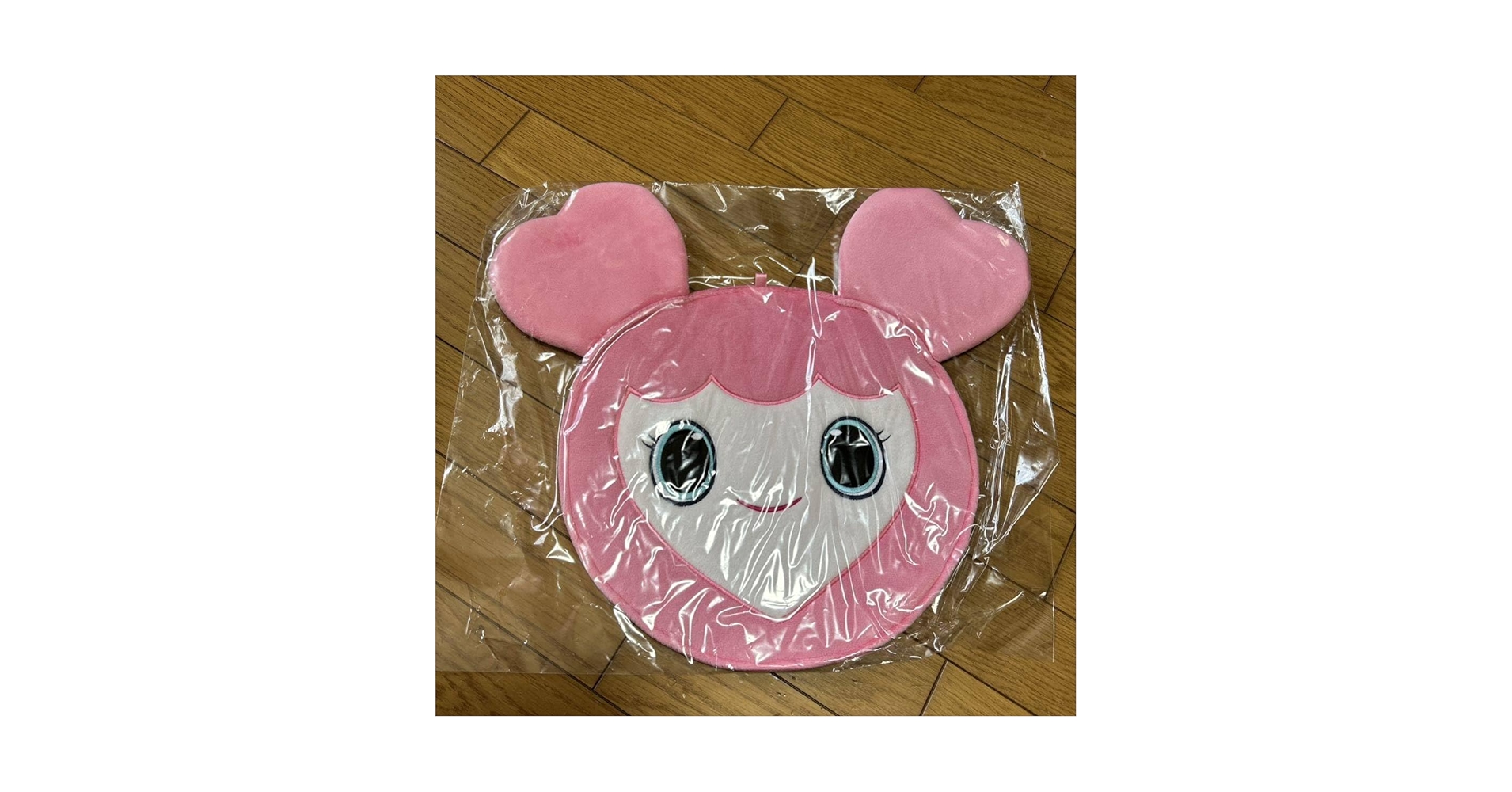 Amazon.co.jp: モモ モブリーTWICE ワールドツアーグッズ うちわ
